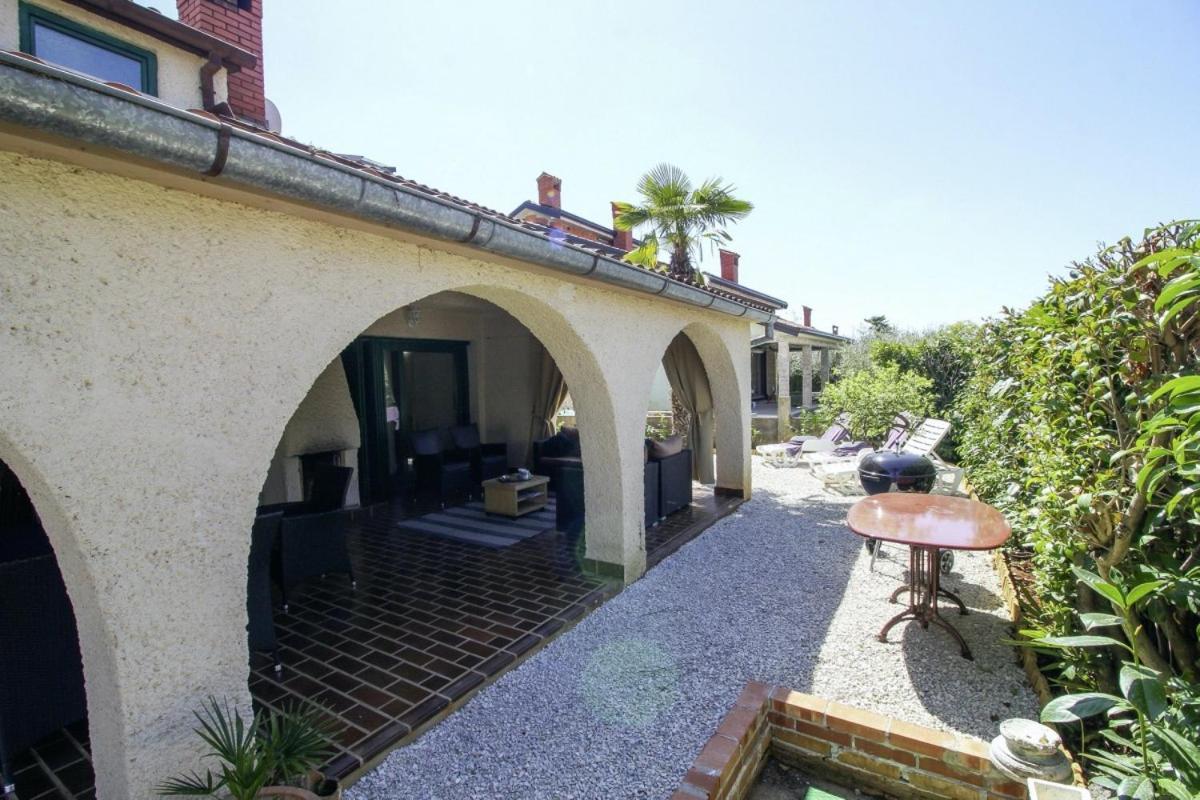 Casa Parenzana In Porec - Haus Fuer 7-9 Personen Poreč Exterior foto