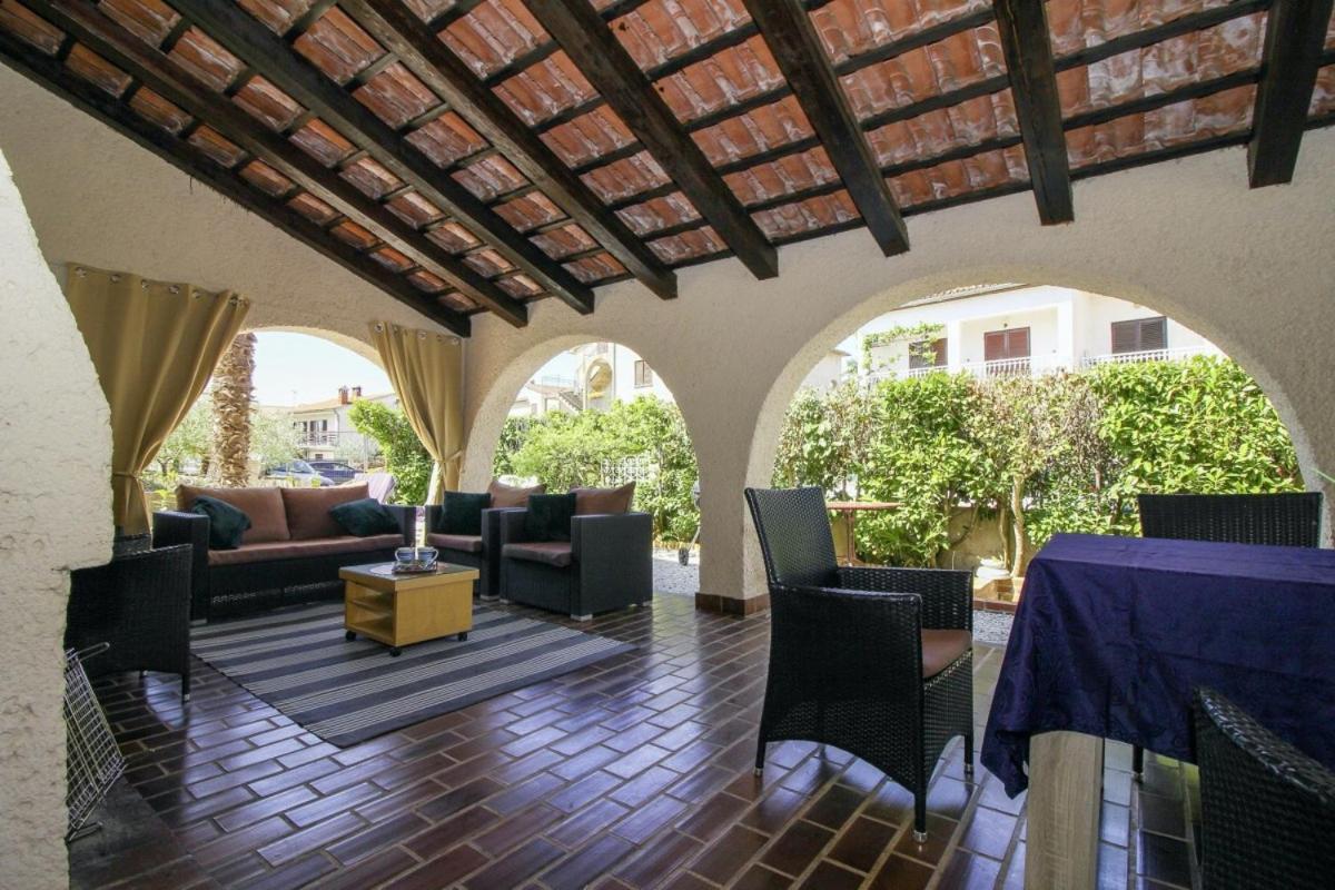 Casa Parenzana In Porec - Haus Fuer 7-9 Personen Poreč Exterior foto