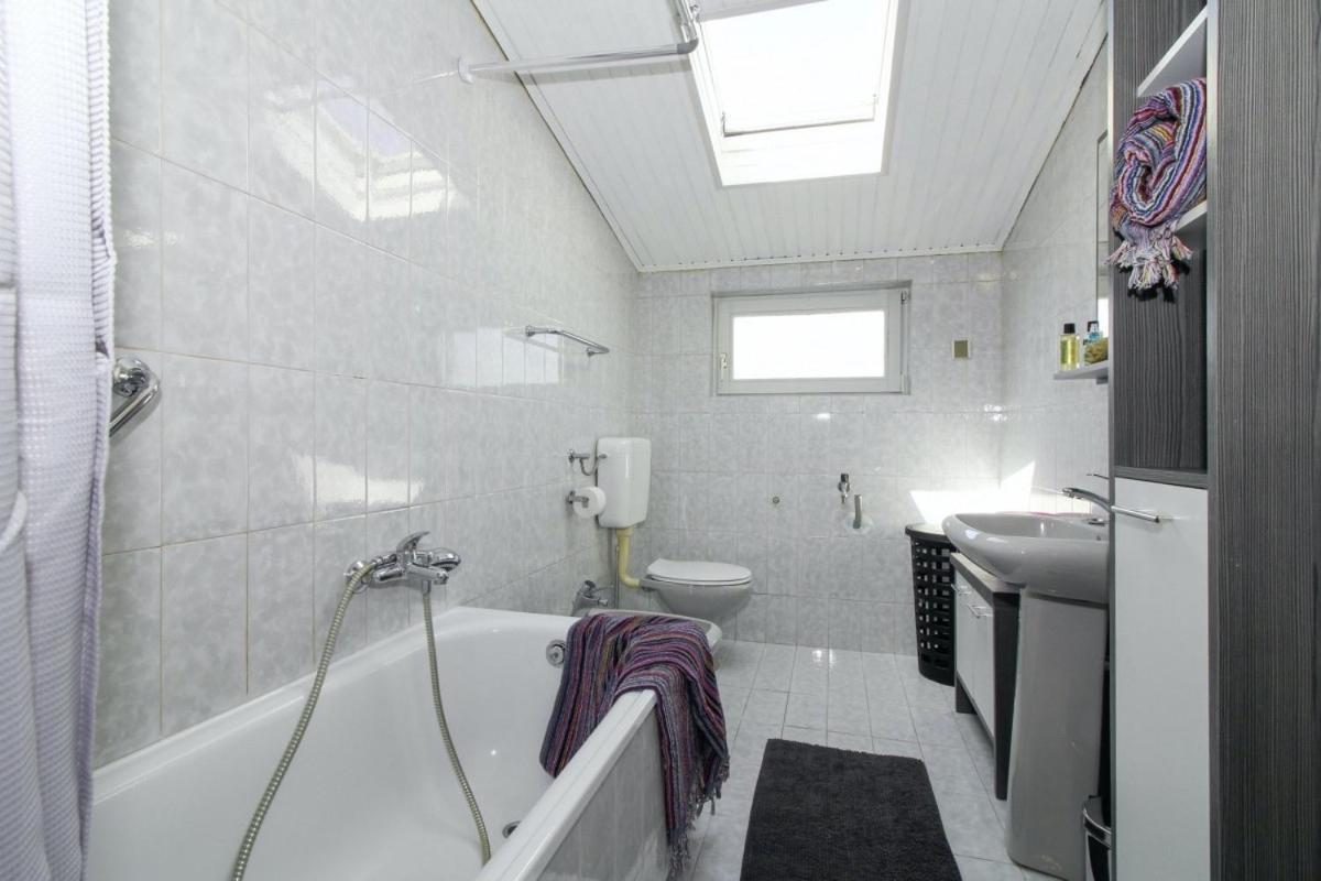 Casa Parenzana In Porec - Haus Fuer 7-9 Personen Poreč Exterior foto